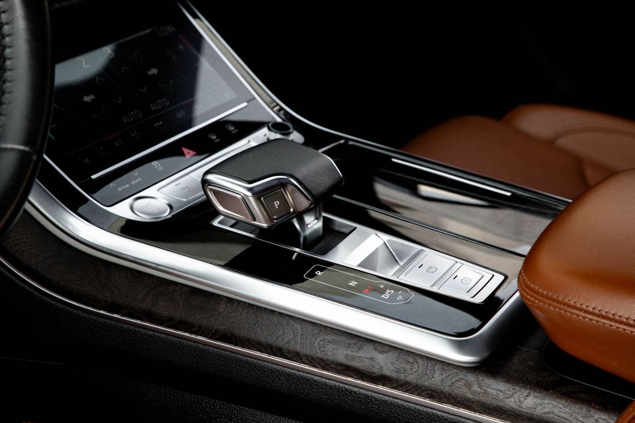 Audi Q8 S-Line | 3,114 P.M  | 0% Downpayment | Full Service History!