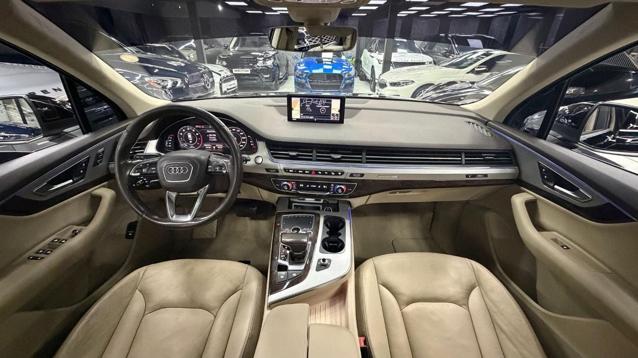Audi Q7 45 TFSI S-LINE