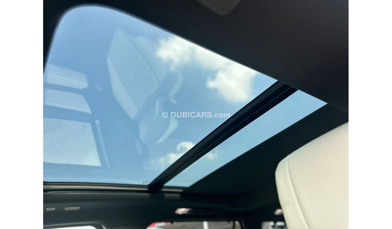 Toyota Sequoia capstone