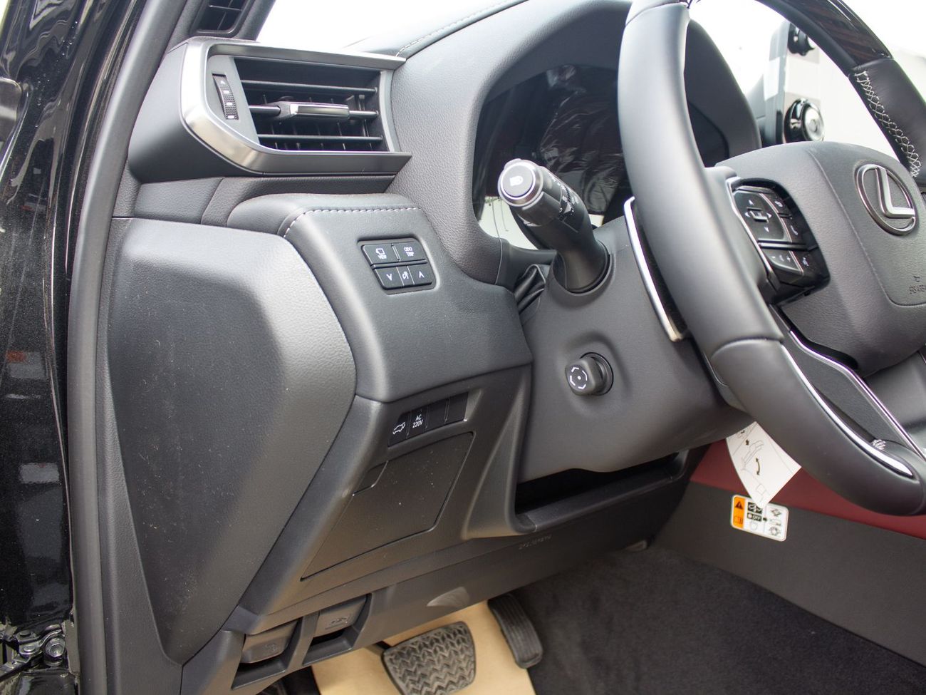 لكزس LX 700h EXPORT ONLY - LEXUS 700h 3.5L TWIN TURBO V6 TURBO SPORT