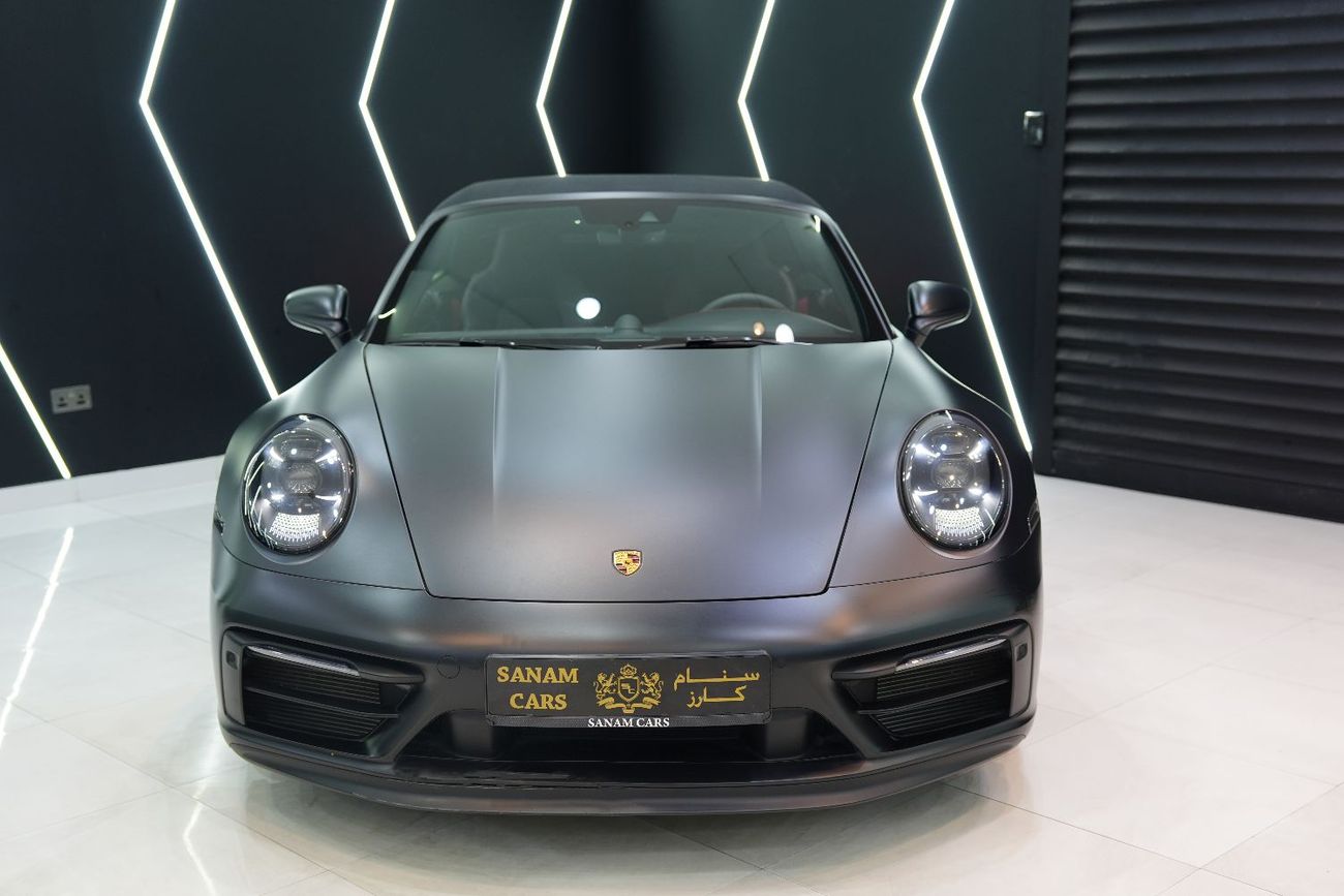 Porsche 911 Carrera GTS 3.0L (450 HP) Convertible Bose Audio, Sport Chrono Package, Al Nabooda Warranty!!