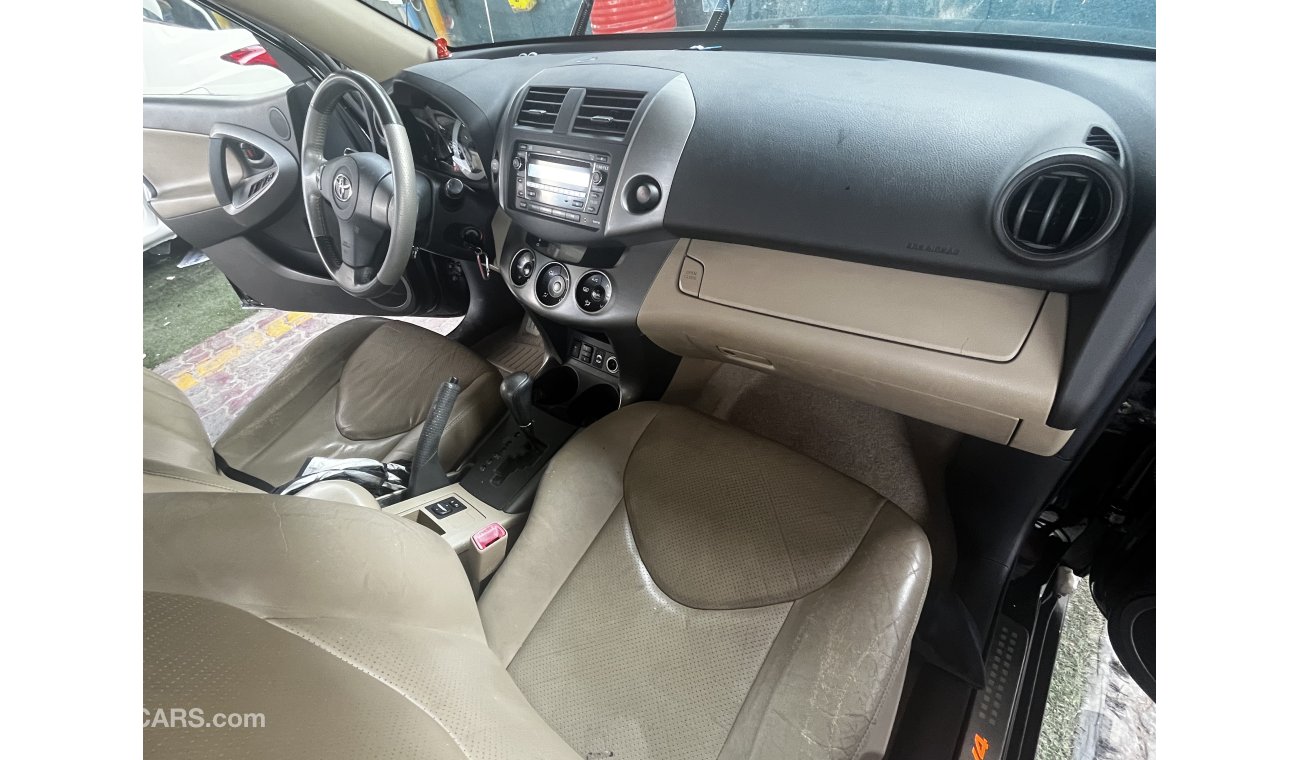 Toyota RAV4 AWD 4WD top options