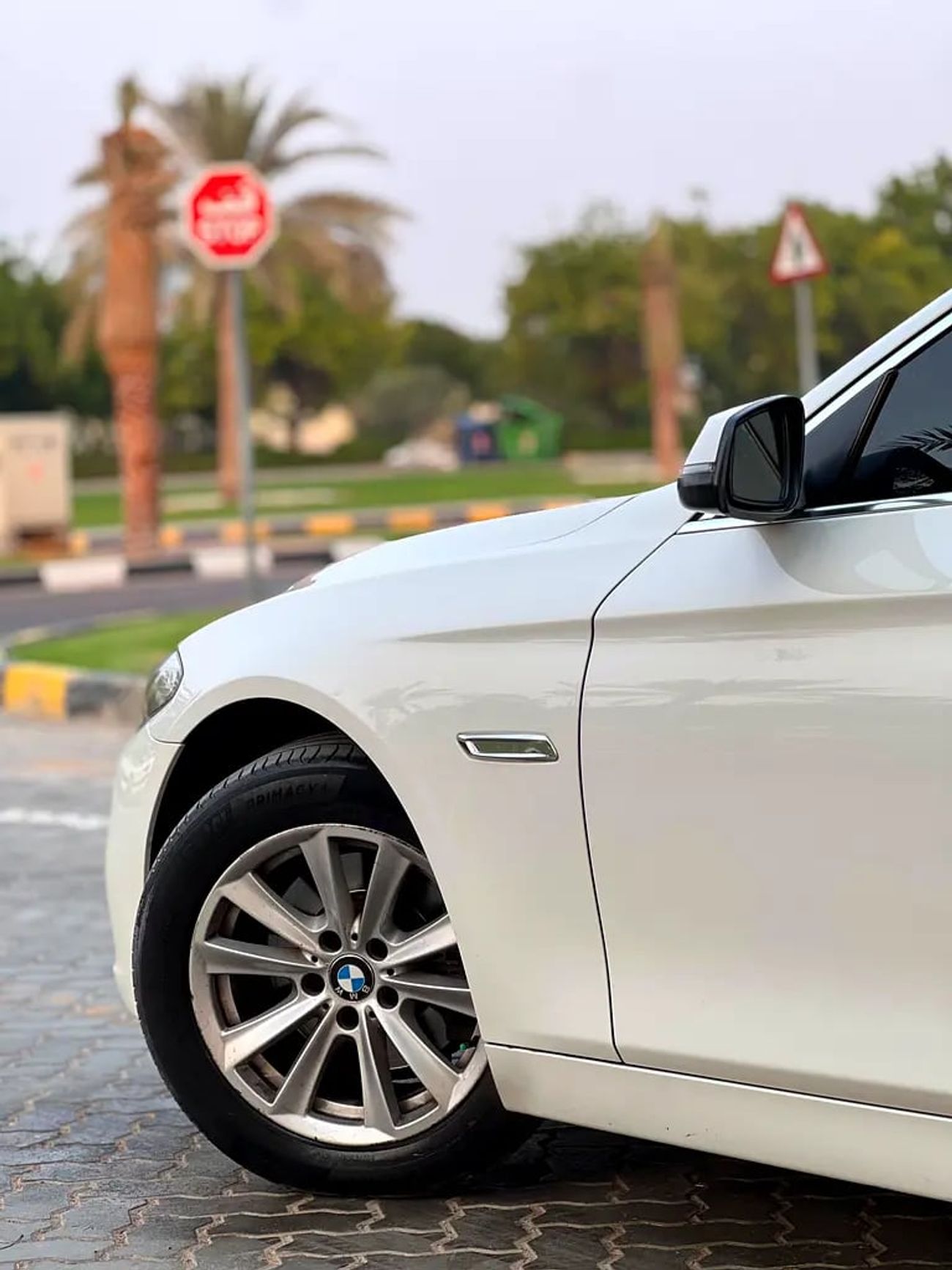 BMW 520i 520i GCC Specs