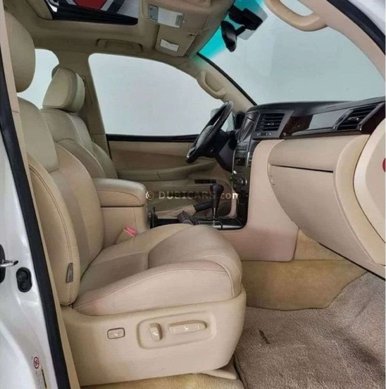 لكزس LX 570 FULLY SERVICED - EXCELLENT CONDITION