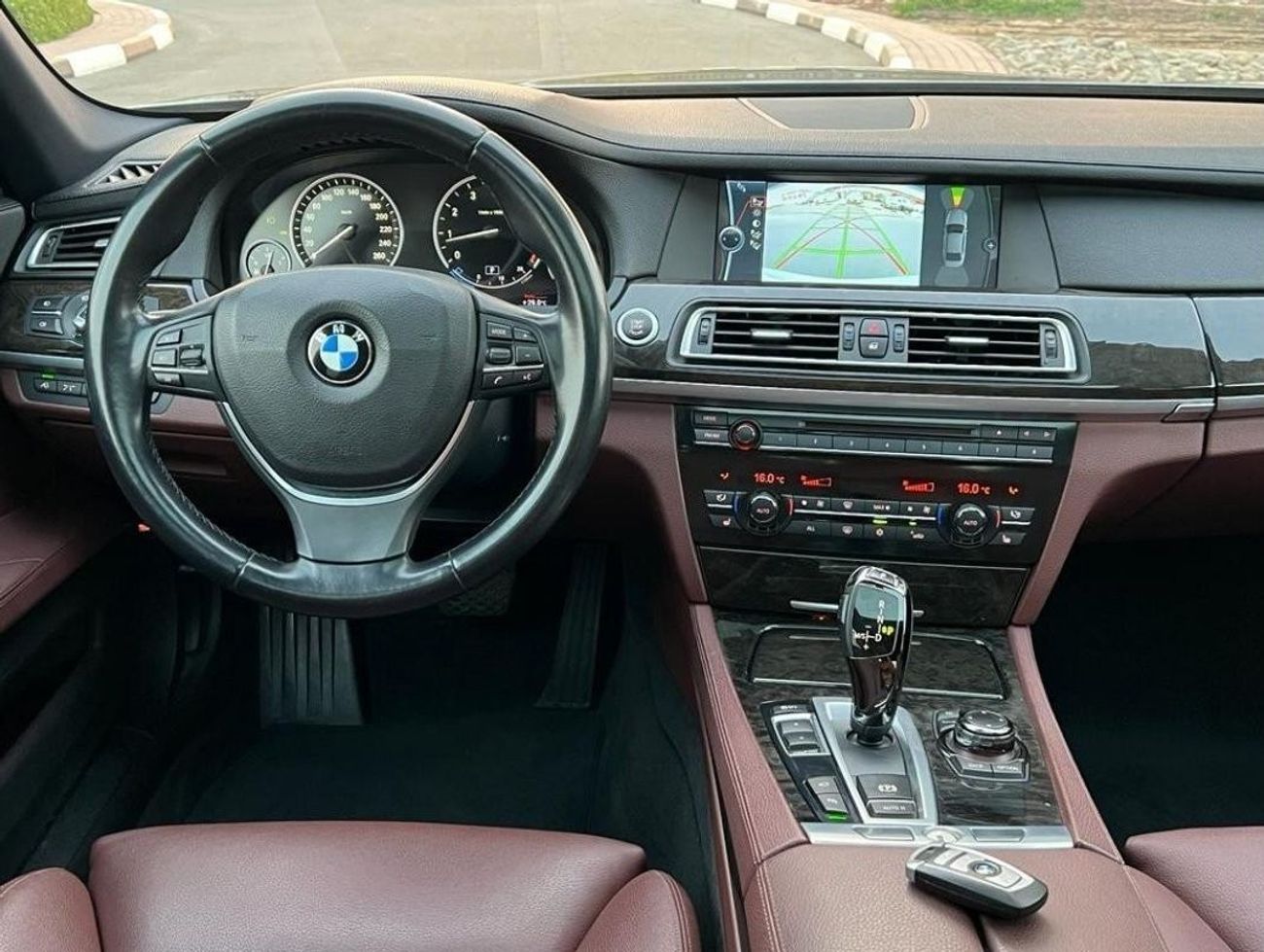 BMW 750Li BMW 750LI 2012 GCC FULL OPTION IN PERFECT CONDITION WITH DEALER WARRATNY