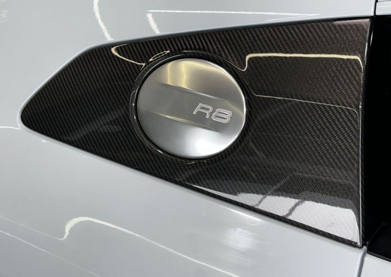 أودي R8 V10 Plus Performance parts 5.2L