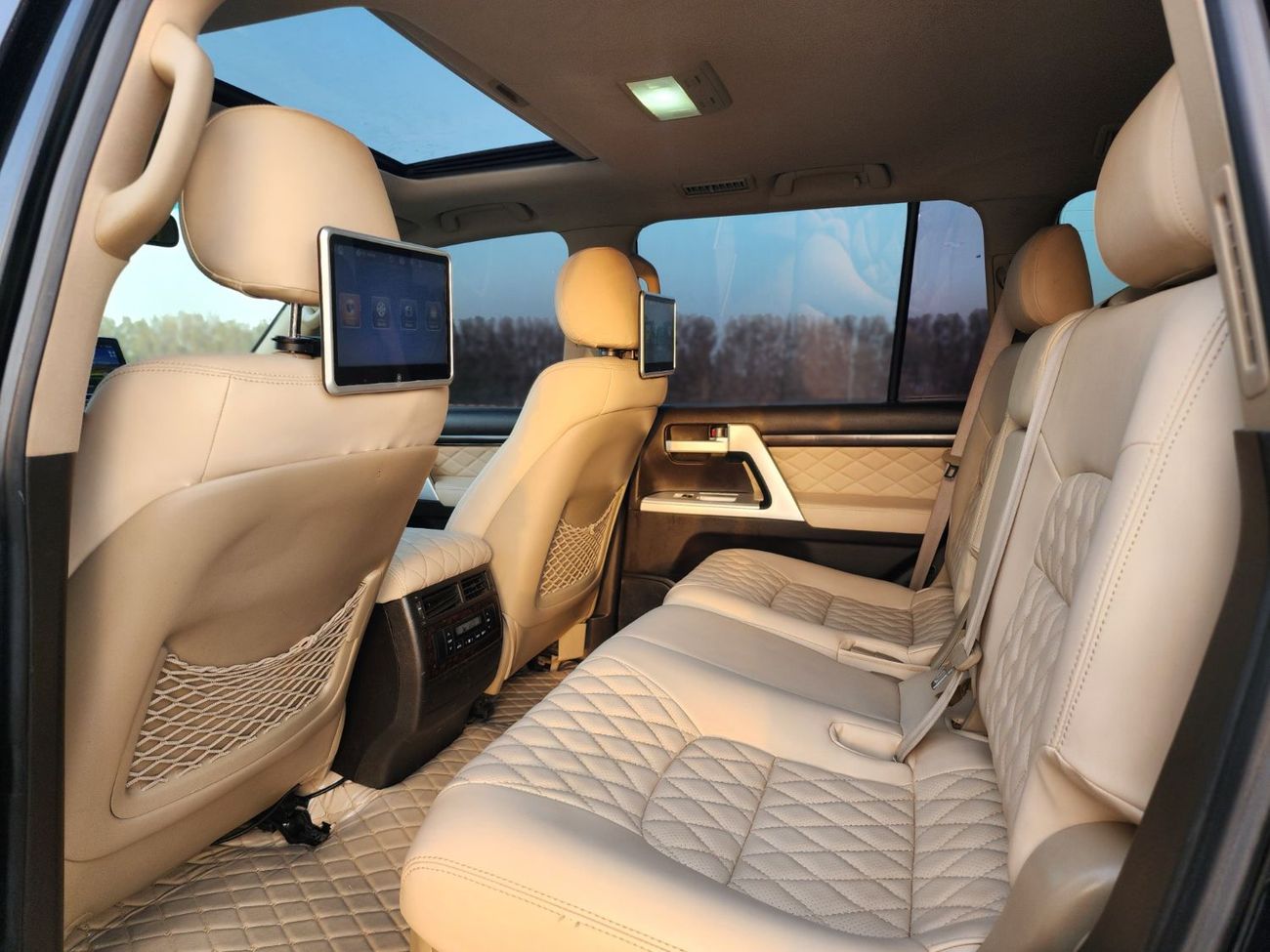 تويوتا لاند كروزر VX.R V8 upgrade 2023