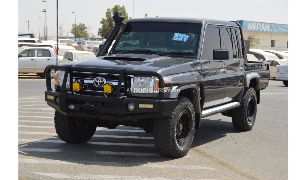 تويوتا لاند كروزر بيك آب Full option accident free