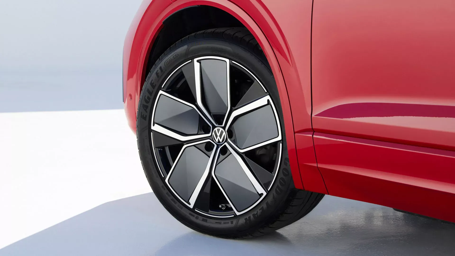 فولكس واجن طوارق exterior - Alloy Wheels