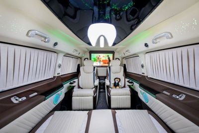 Mercedes-Benz V 300 1 of 28 Magellan Edition based on a Yacht | By Limgene