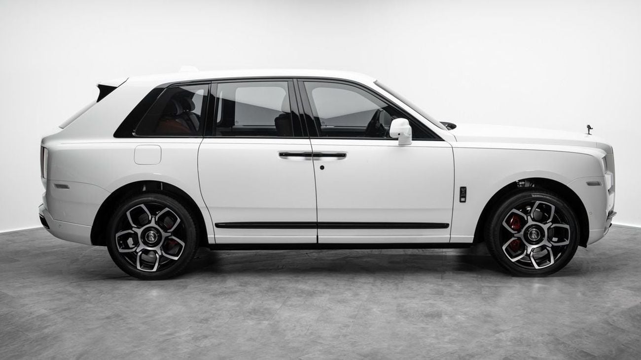 Rolls-Royce Cullinan Black Badge - 2020 - GCC Specs