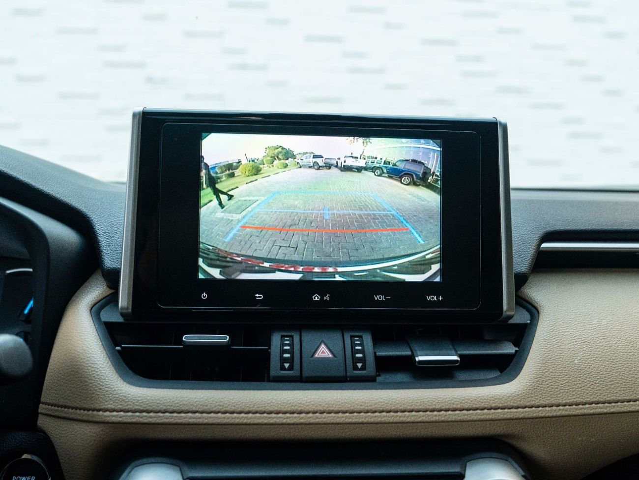 Toyota RAV4 AED 2,327 PM • RAV 4 HYBRID VXR • ONLY 11,500 KMS • OFFICIAL AL FUTTAIM MOTORS TOYOTA WARRANTY