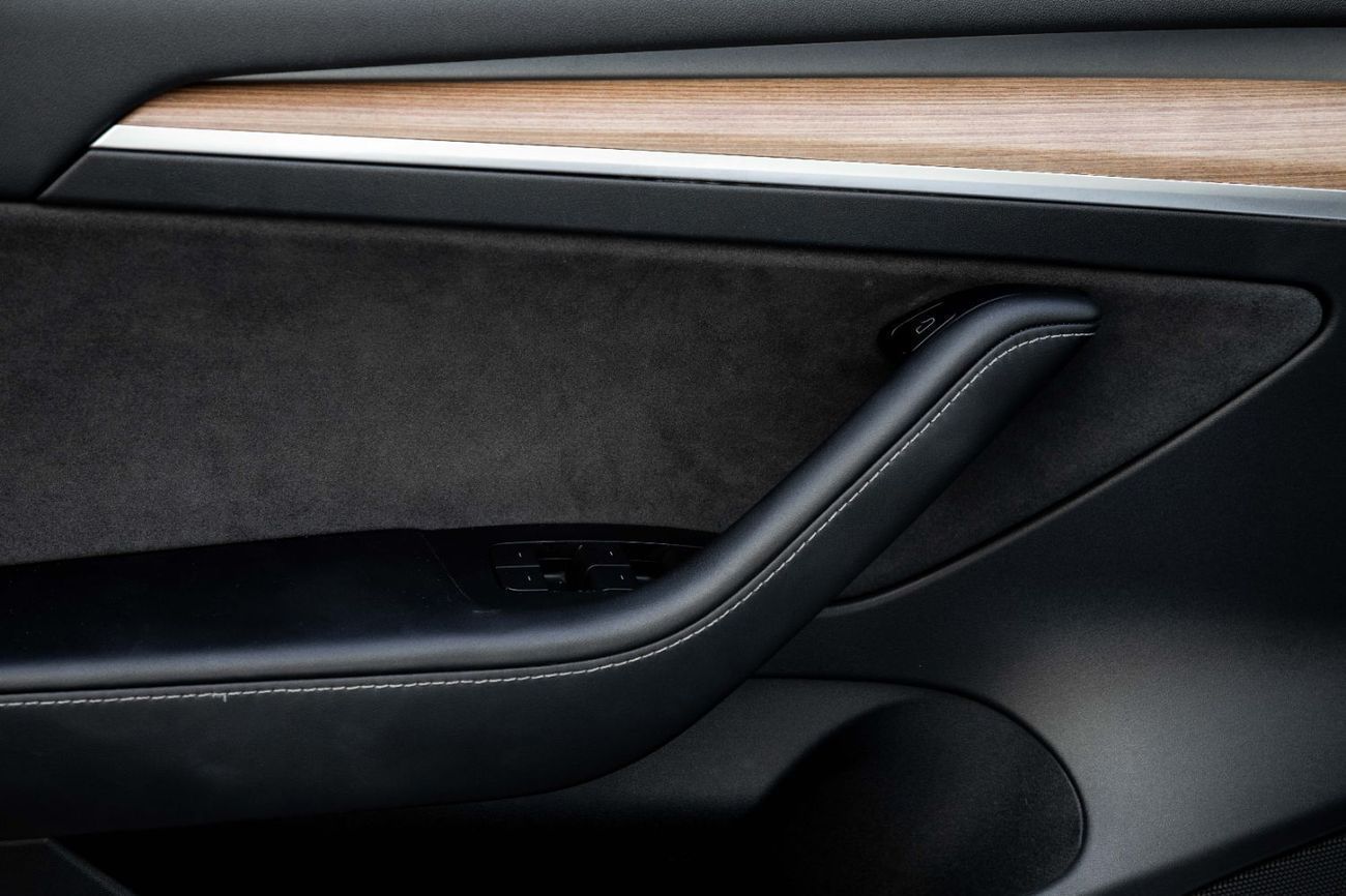 Tesla Model 3 | 1,762P.M  | 0% Downpayment | AUTOPILOT PACKAGE!