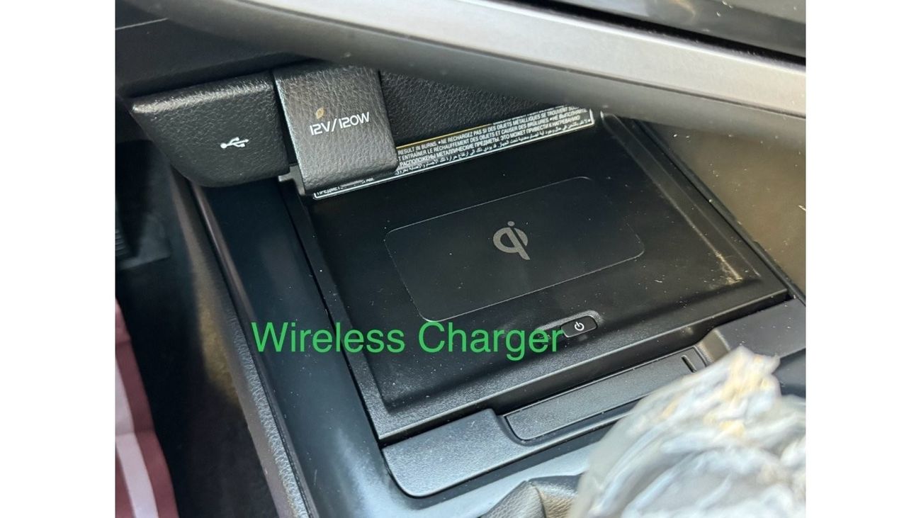 Toyota Camry 2020 XLE HYBRID ENGINE 360 CAMERAS PROJECTOR 2.5L FULL OPTION CANADA SPEC