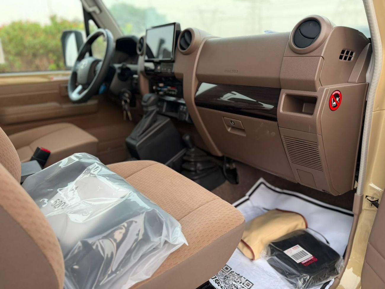 Toyota Land Cruiser 70 HT S- DLX