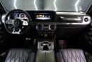 مرسيدس بنز G 63 AMG 4x4² هيكل خارجي/داخلي من ألياف الكربون، رف سقف، محاور بوابة، مواصفات خليجية!!