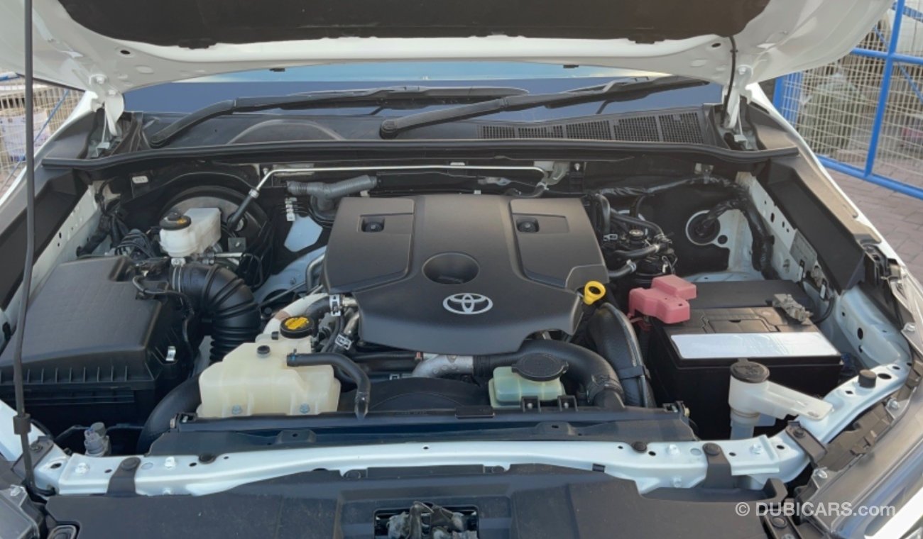 تويوتا هيلوكس Toyota Hilux Diesel engine model 2016 shape 2021 car very clean and good condition