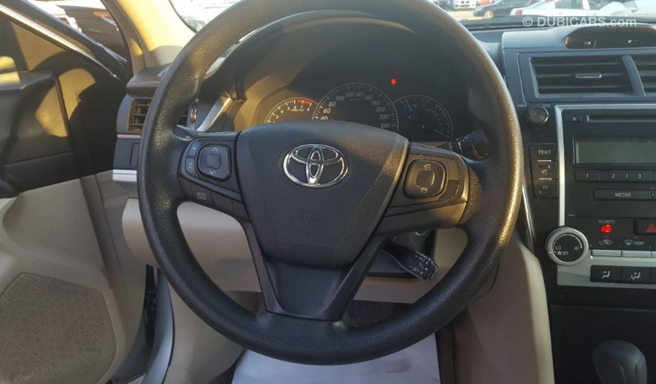 Toyota Camry S