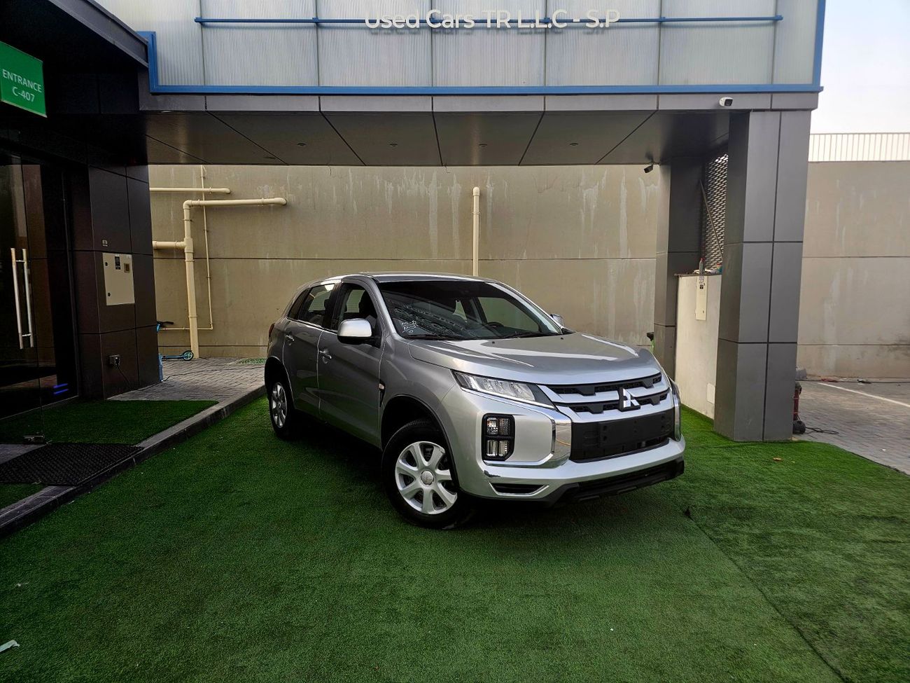 Mitsubishi ASX ASX GCC/ GLX 2.0 V4/ ORIGINAL PAINT/ LOW MILEAGE/ SINGLE OWNER