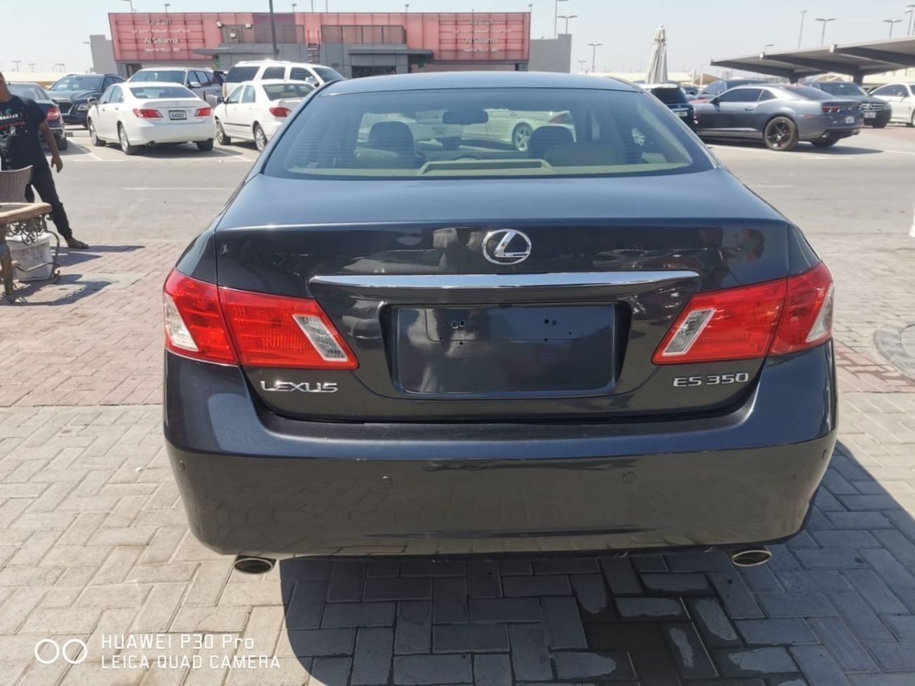 Lexus ES350 in excellent condition and requires no expenses