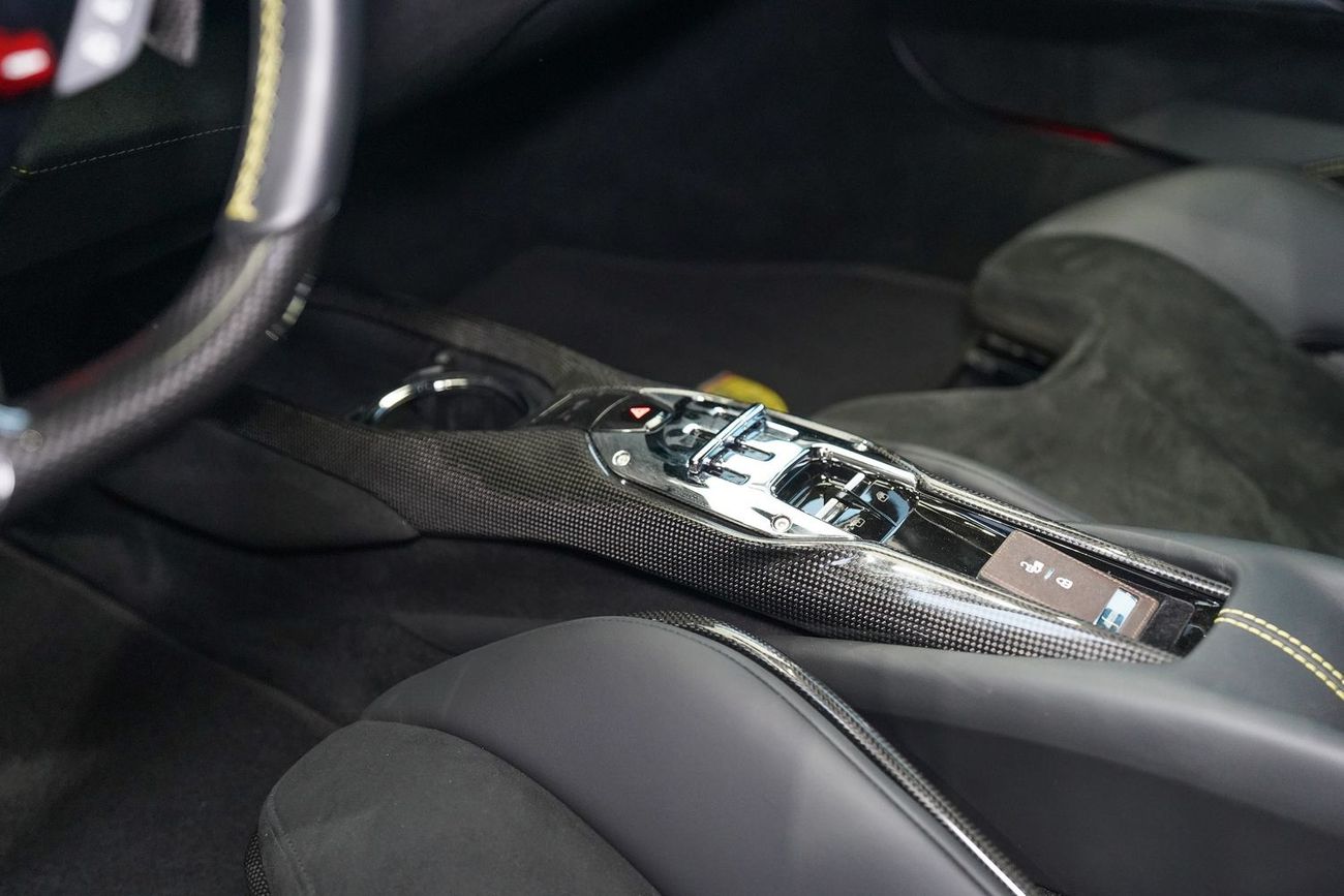 فيراري 296 GTB 3.0T V6 PHEV