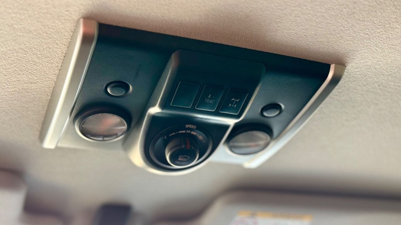 تويوتا إف جي كروزر GXR 4.0L A/T