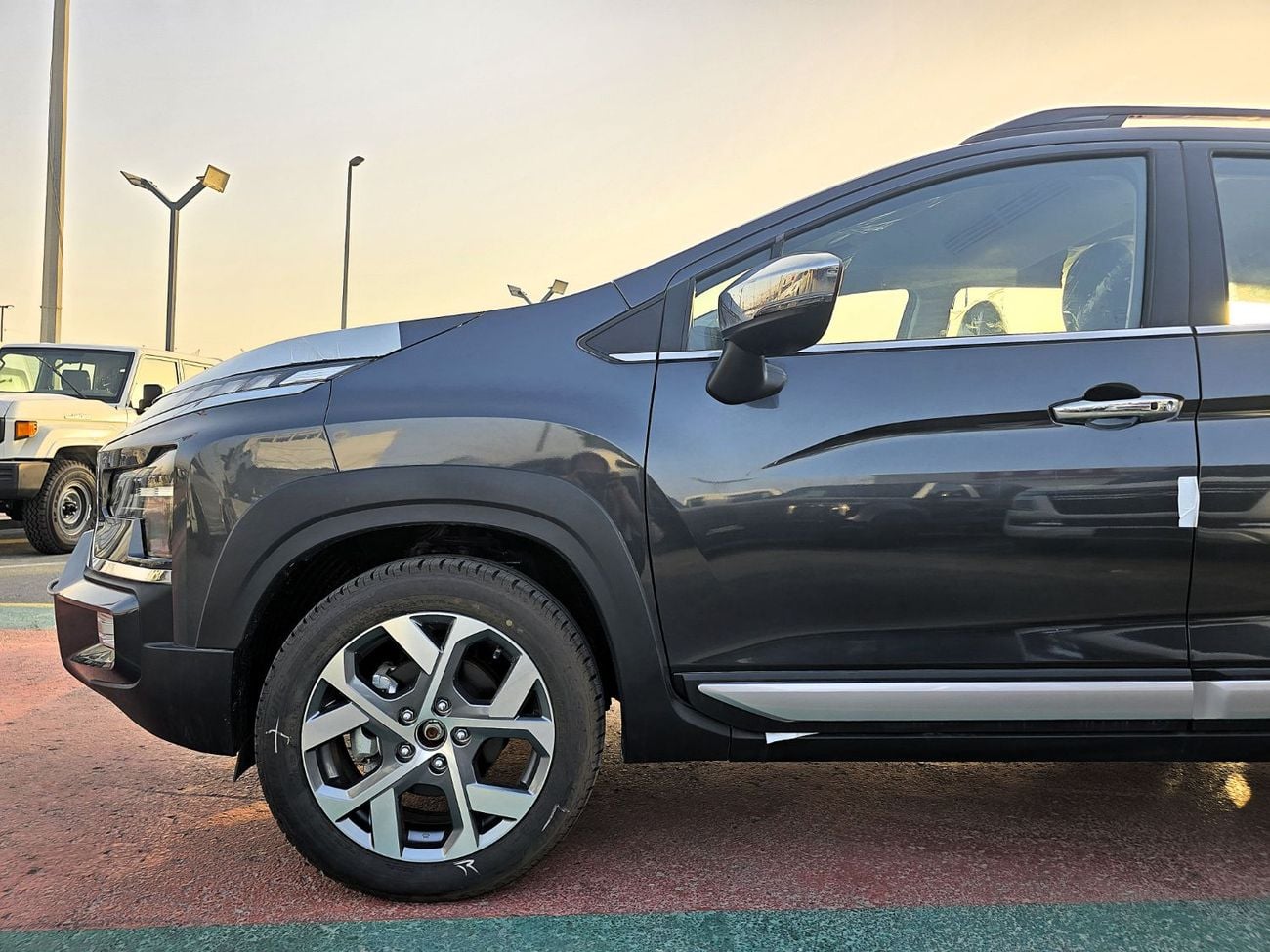 Mitsubishi Xpander Cross Mitsubishi Xpander Cross P1 line 1.5L SUV FWD Gcc Dark Grey 2025 Model