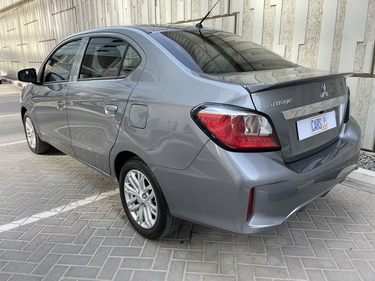 Mitsubishi Attrage 1200