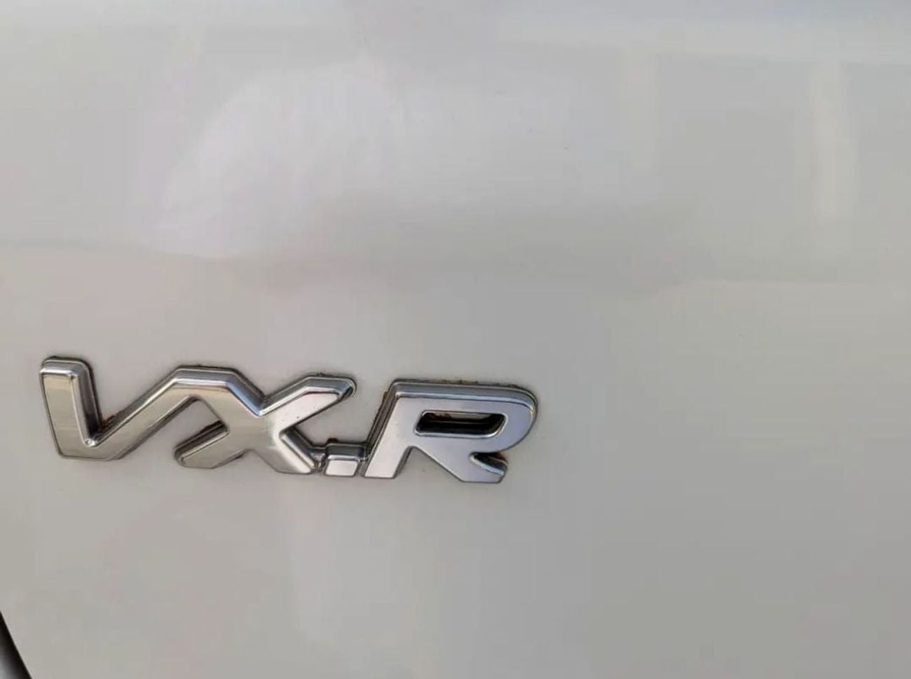 تويوتا فورتونر VXR Toyota Fortuner 2023 Model VXR 4.0L v6 full option petrol Engine Colour White push start Transmissio