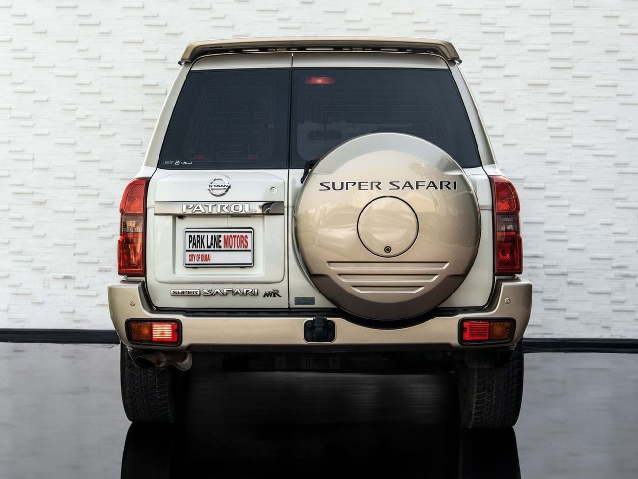 Nissan Patrol SUPER SAFARI