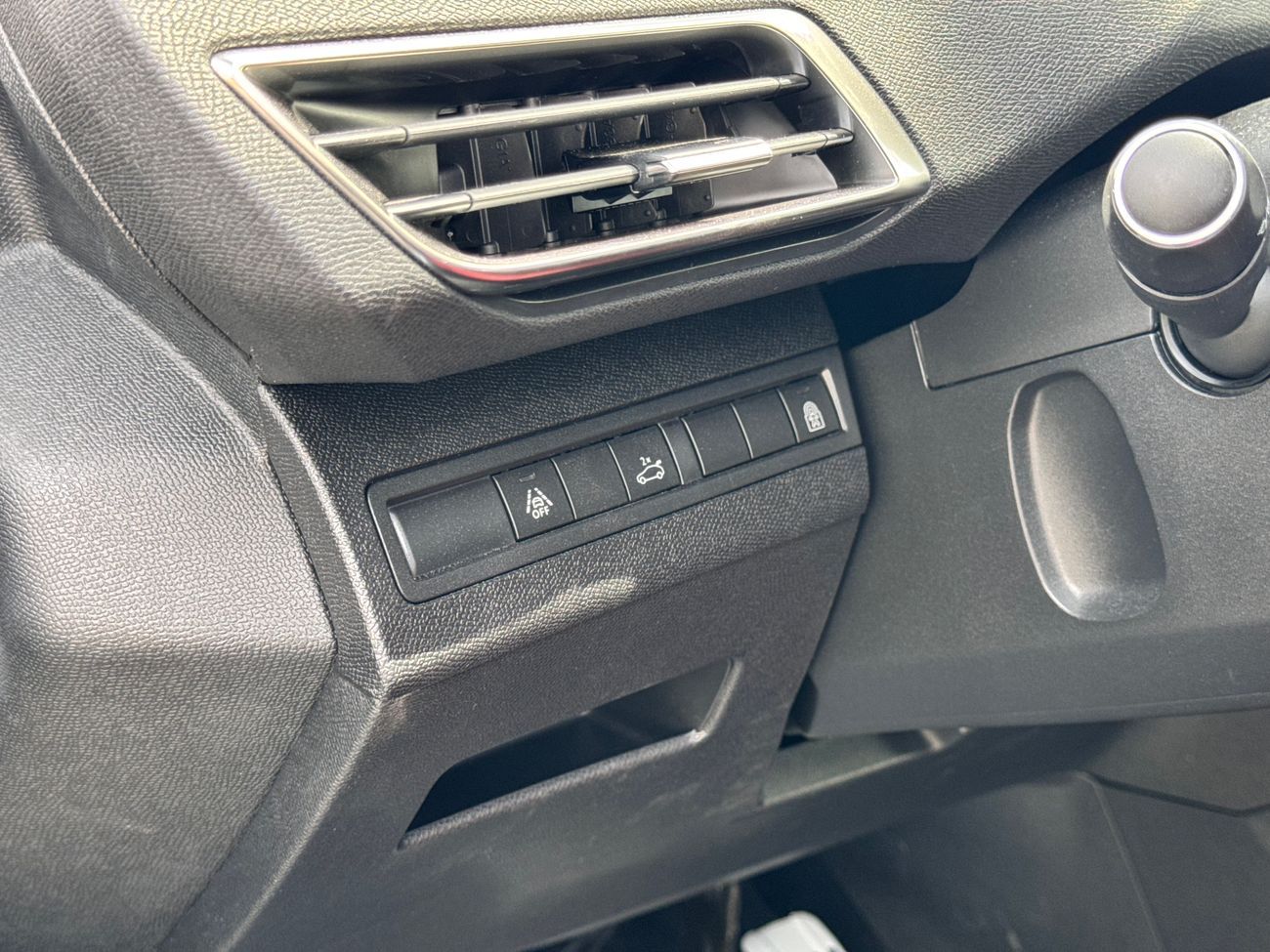 بيجو 5008 2025 PEUGEOT 5008 GT 1.6L CUV FWD 7-Seats 5Doors brand new 0km