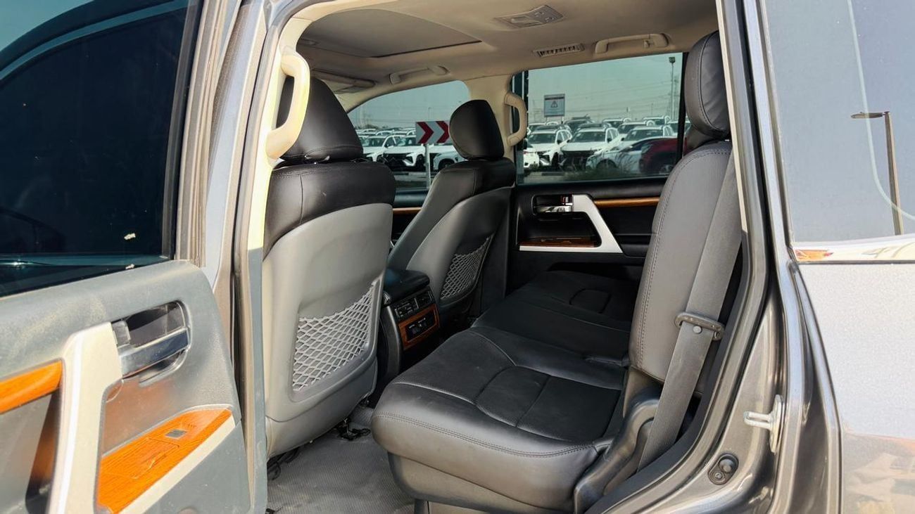 Toyota Land Cruiser 2014 | 4.5L DIESEL | AT | RHD | MODIFIED TO LC 300 GR SPORTS | GR ALLOY RIMS | SIDE BODY STICKER | C