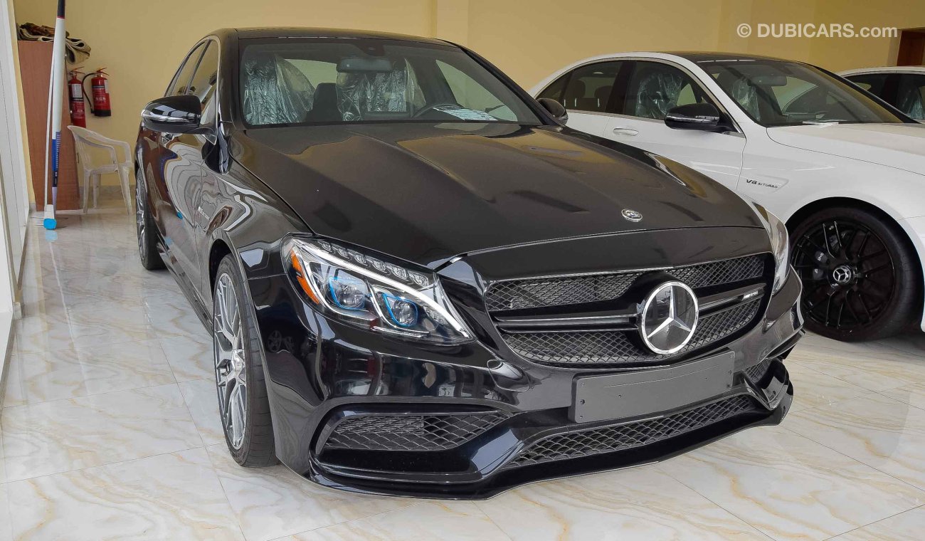 مرسيدس بنز C 63 AMG