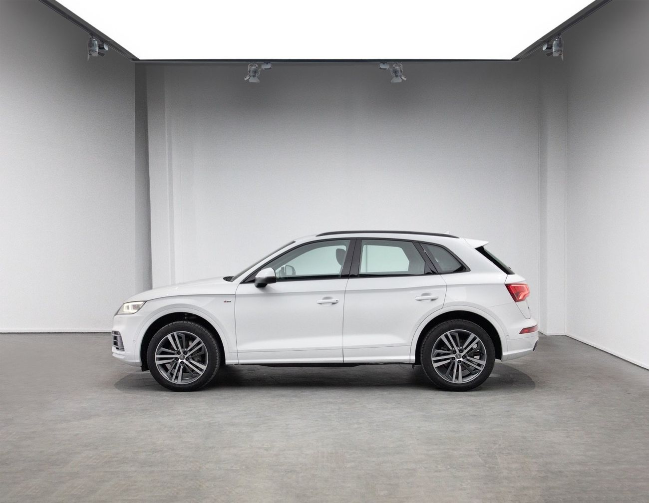 Audi Q5 45 TFSI Quattro S Line 2.0L (252 HP)