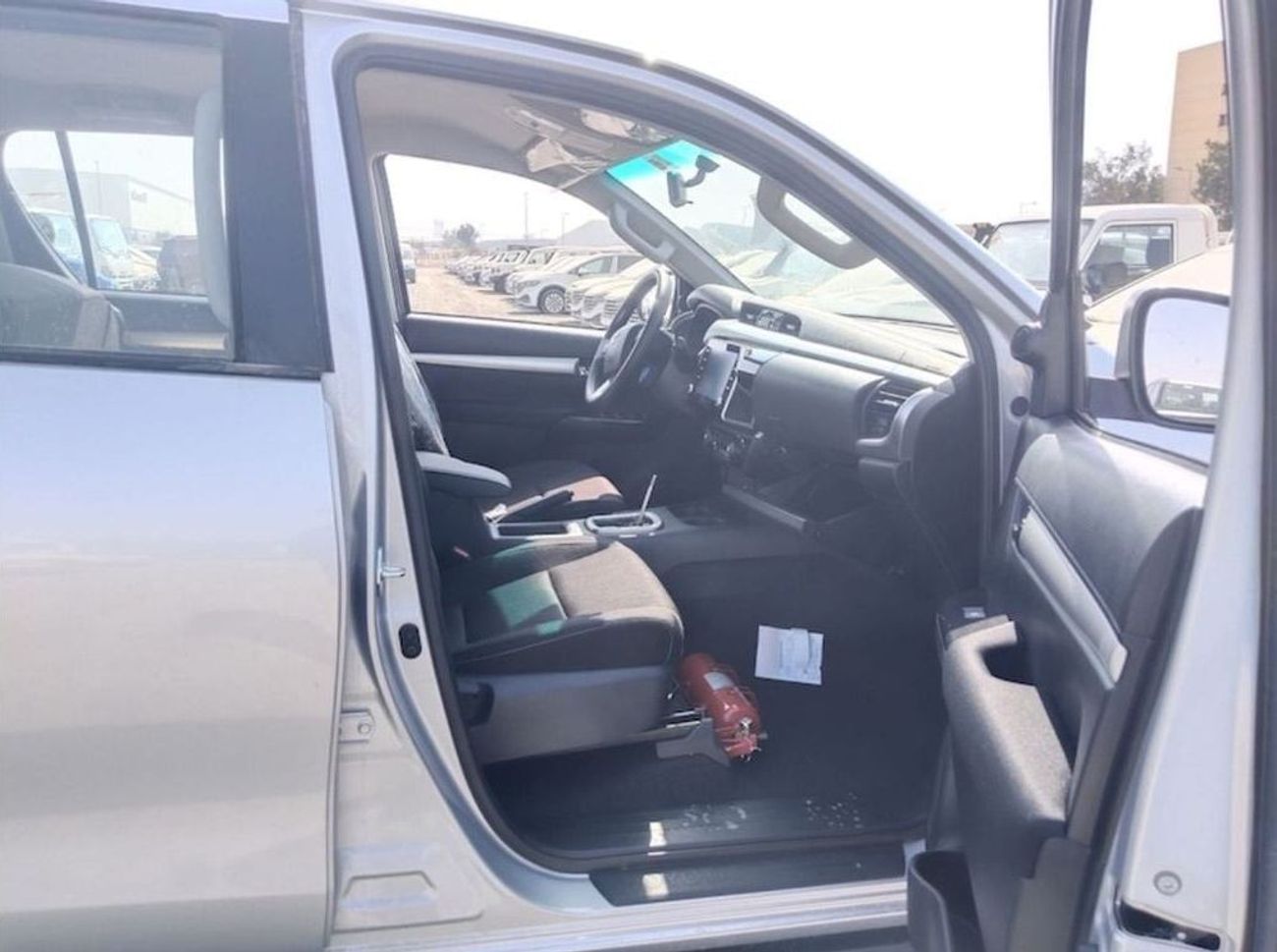 Toyota Hilux TOYOTA HILUX DOUBLE CAB FULL AUTO DIESEL 2.4L G4