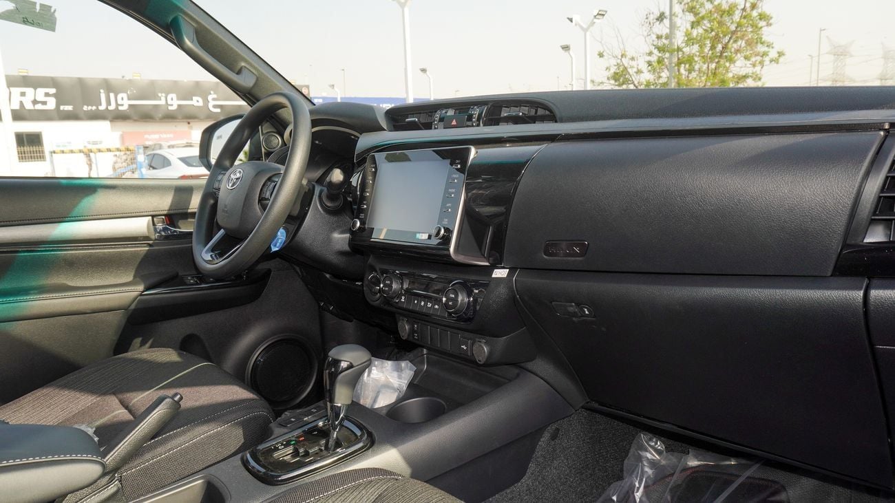 تويوتا هيلوكس HILUX Adventure 4.0L PETROL V6 MY25