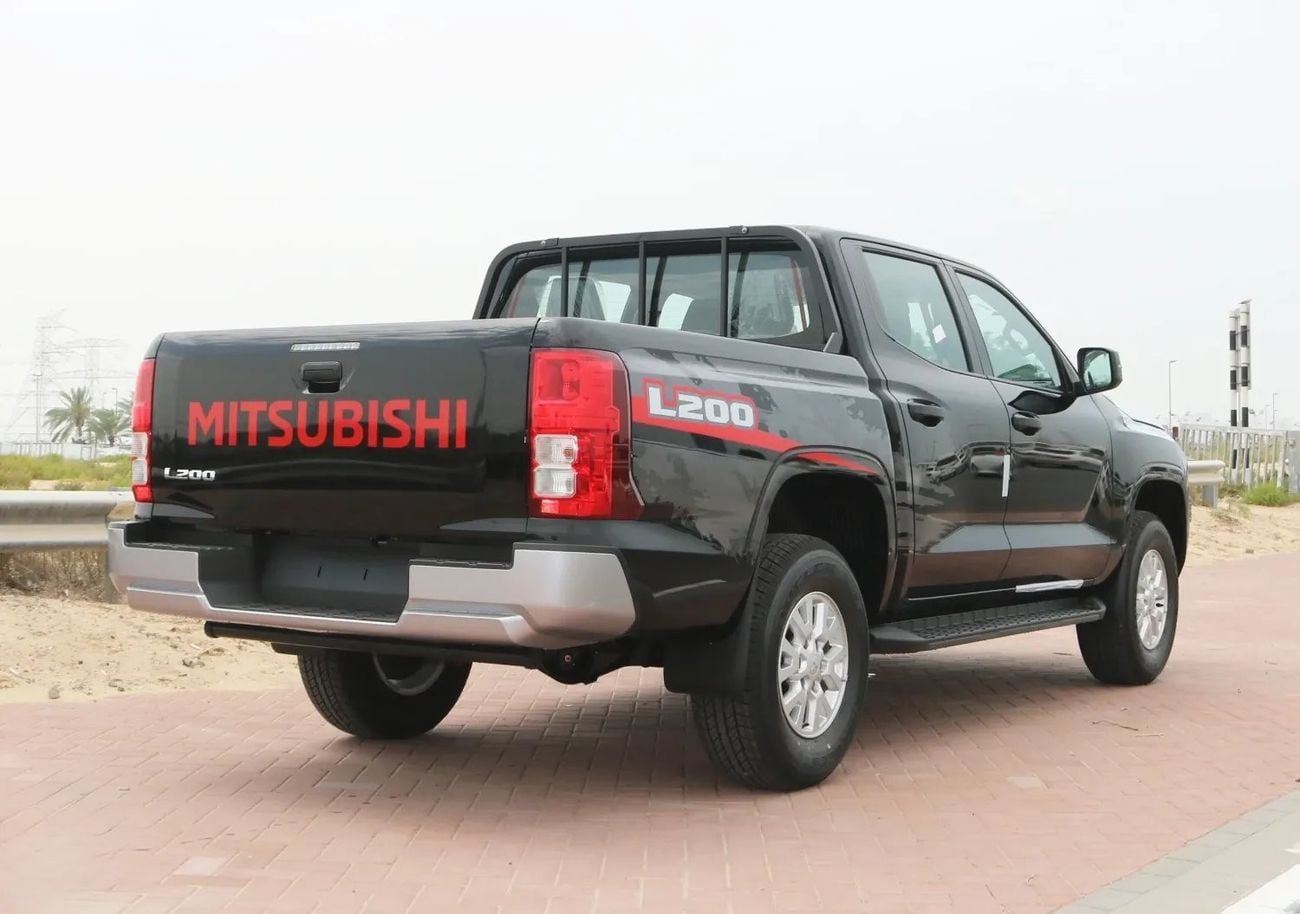 Mitsubishi L200 Triton GLX 4WD 2.4L Petrol MT High Line