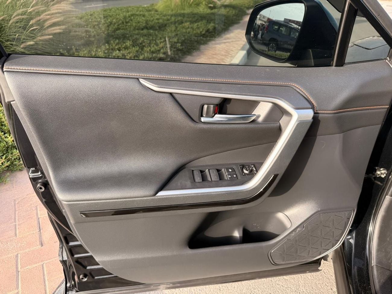 تويوتا راف ٤ Adventure 2.0 L Japanese Limited 2.0 L // panoramic, 360 camera full option