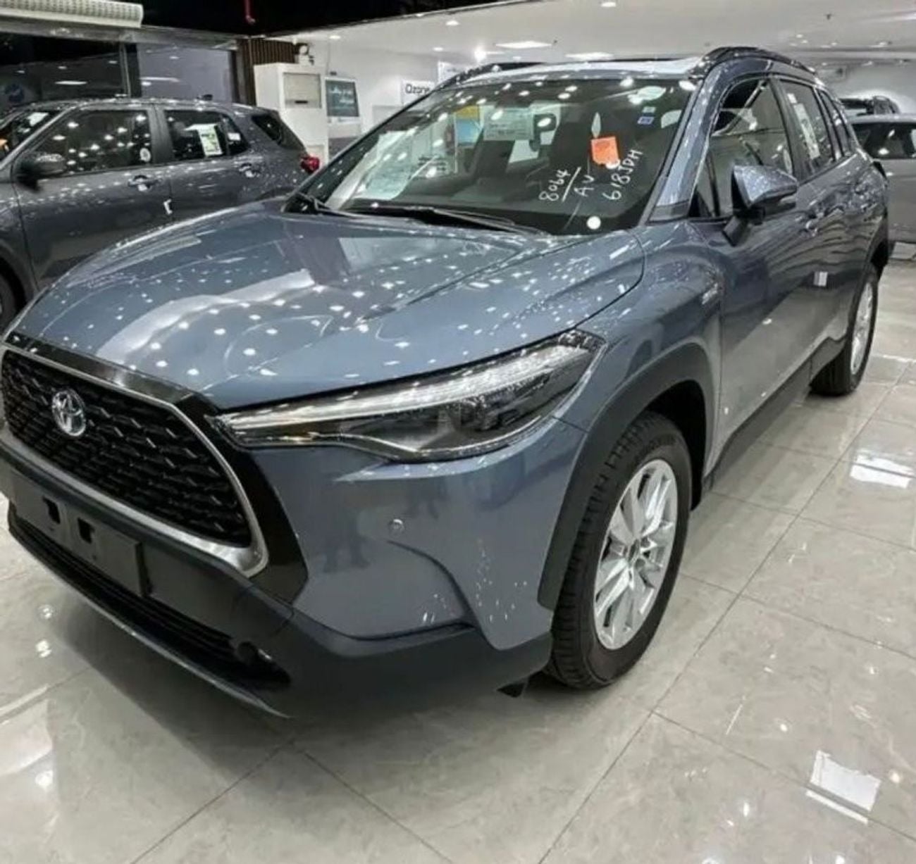 تويوتا كورولا كروس 2023 Toyota Corolla Cross 1.8L Hybrid Automatic Zero KM