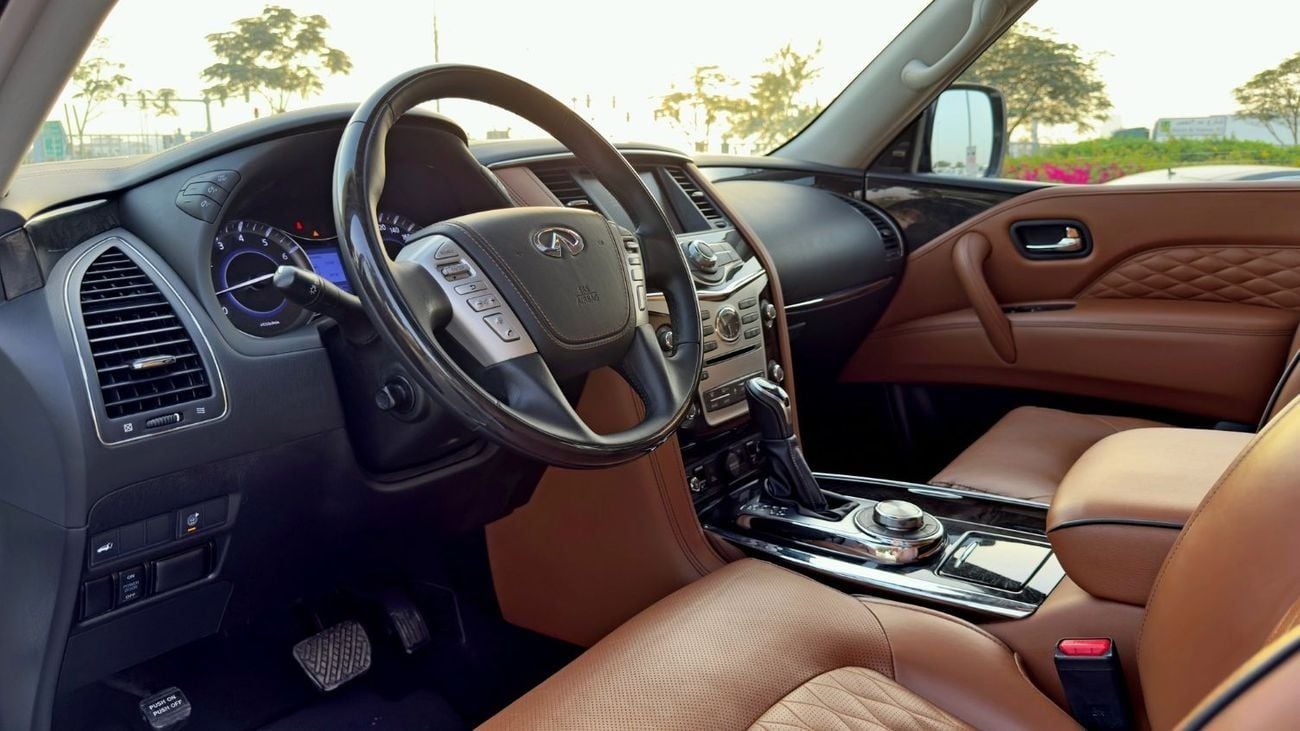 Infiniti QX80 Luxe 7st 5.6L