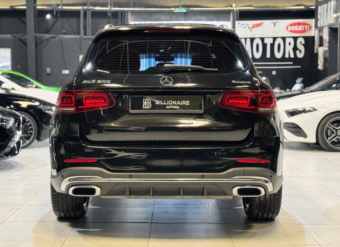 مرسيدس بنز GLC 200 Premium + 2.0L