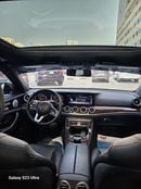 Mercedes-Benz E300 Panoramic