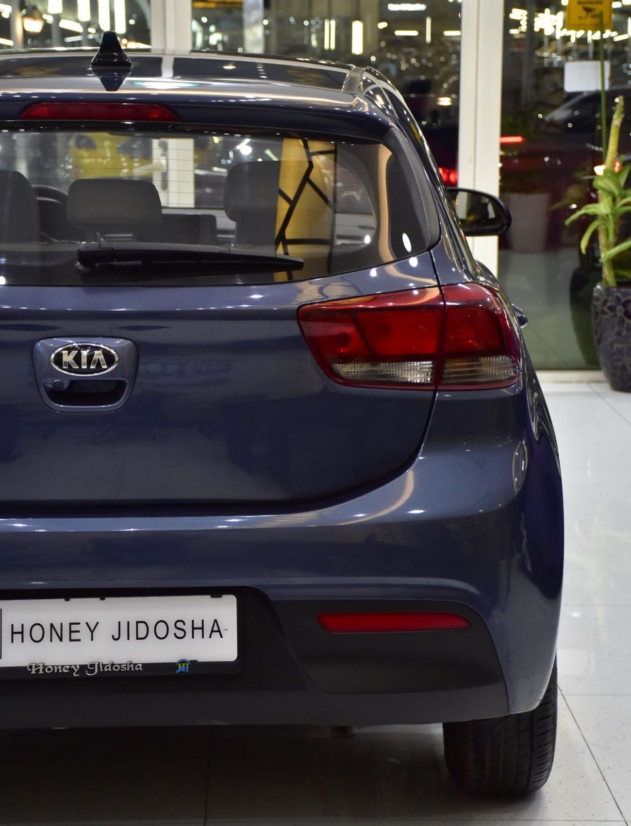 Kia Rio LX EXCELLENT DEAL for our KIA Rio ( 2021 Model ) in Blue Color GCC Specs