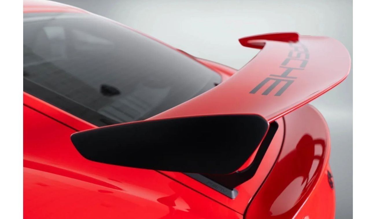 Porsche 718 Cayman GT4 4.0L (414 HP) M/T