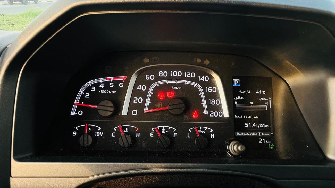 Toyota Land Cruiser 70 LC79 LX