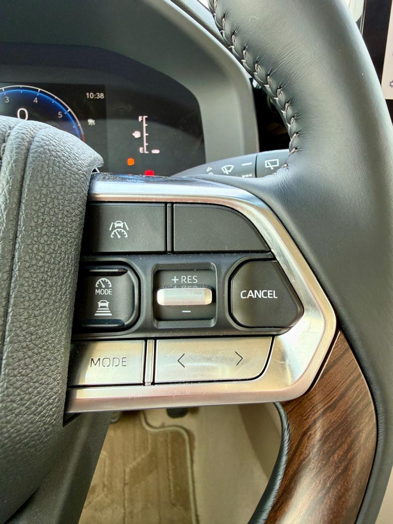 Toyota Land Cruiser GXR 3.5L