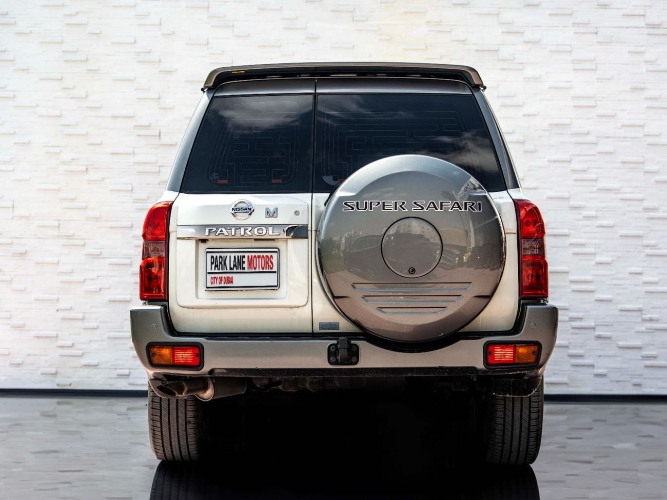 Nissan Patrol Safari Super Safari 4.8L A/T