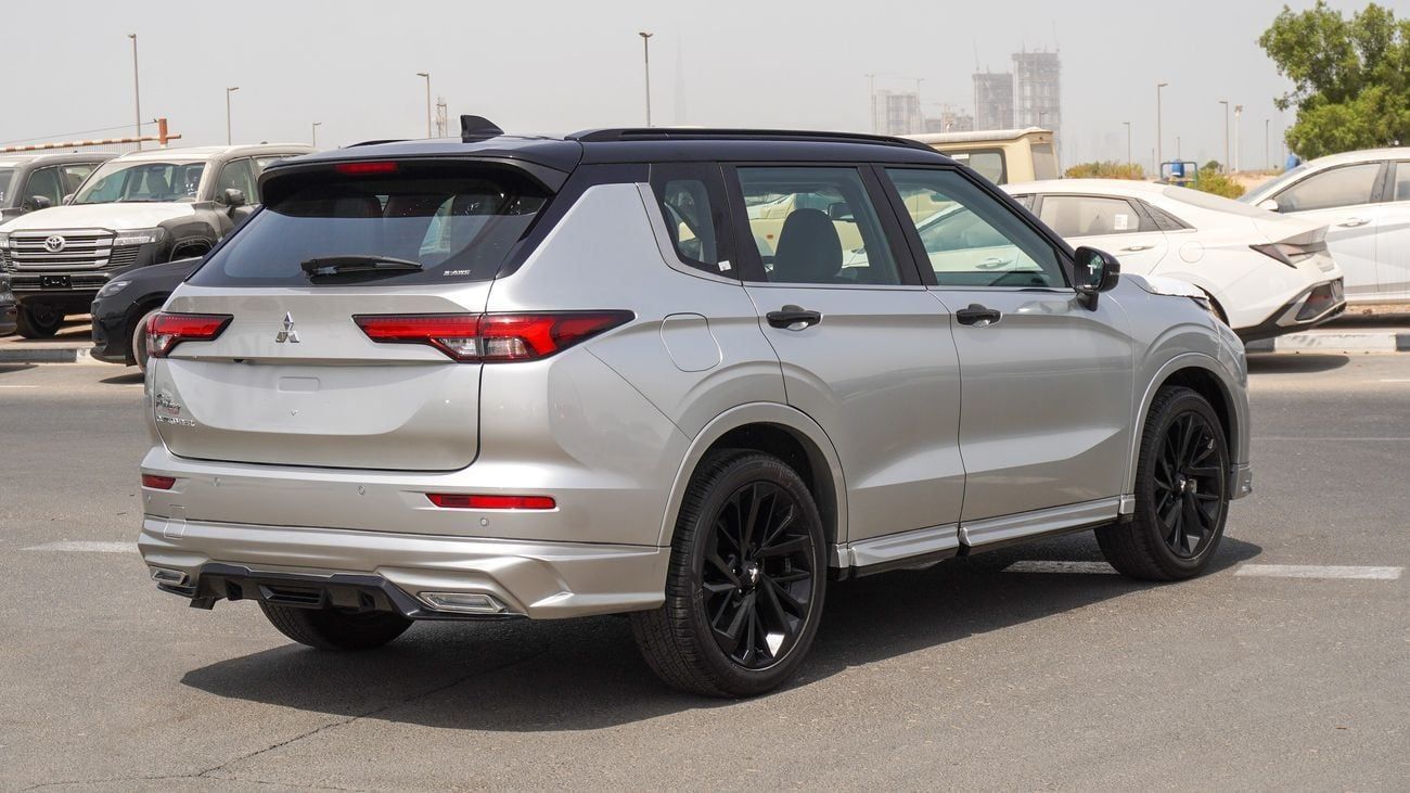 Mitsubishi Outlander Brand New Mitsubishi Outlander High Line 2025 For Export 2.5L Petrol A/T|Silver/Black|OUTLANDER-HL-2