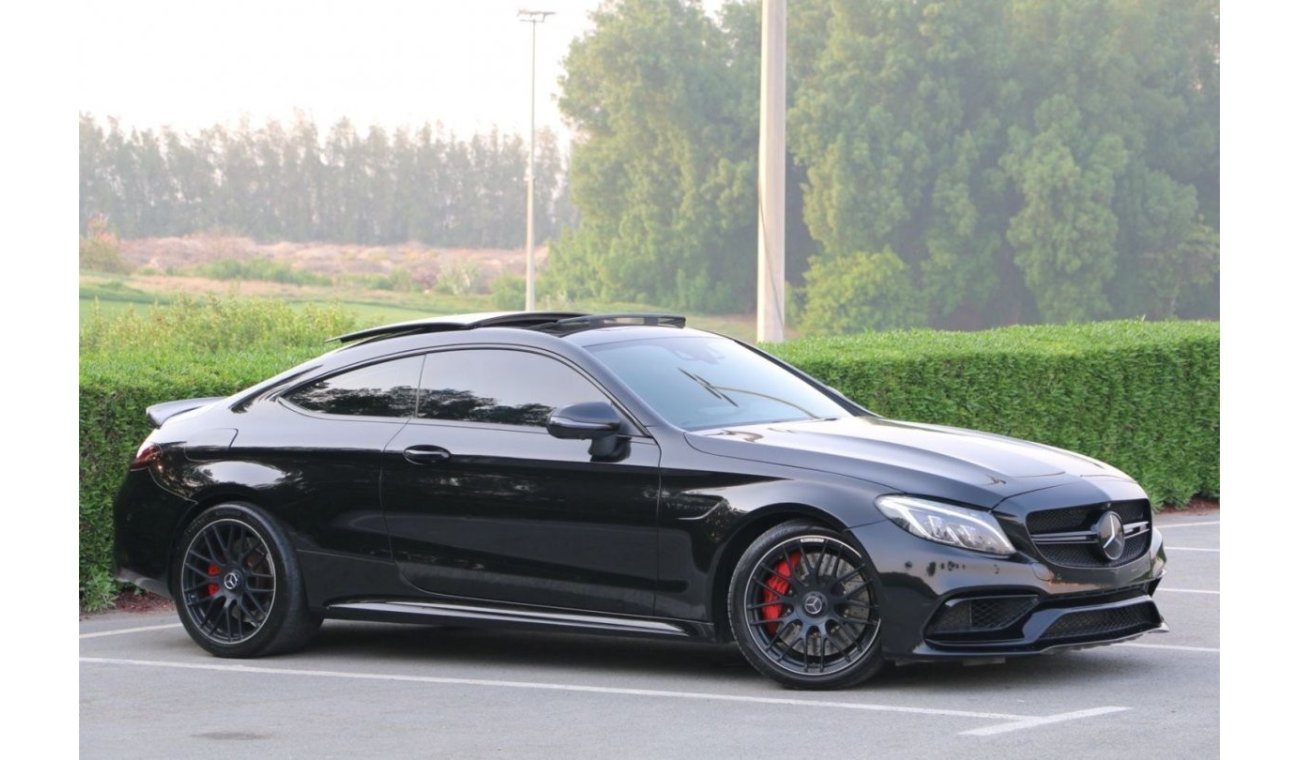 Mercedes-Benz C 63 AMG Std Mercedes Benz AMG C63s GCC full option full carbon fiber