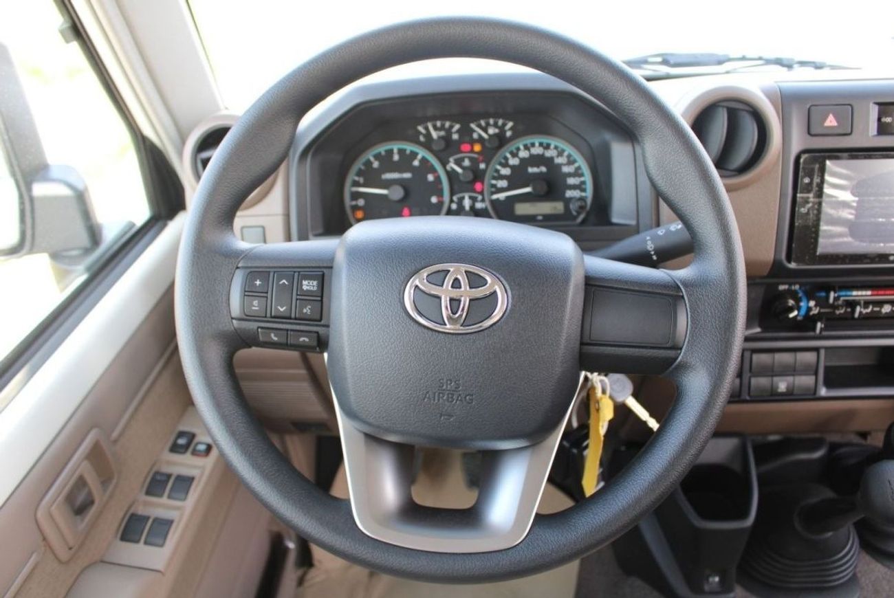 تويوتا لاند كروزر TOYOTA LANDCRUISER 76 4.5L V8 DIESEL E GRADE MANUAL
